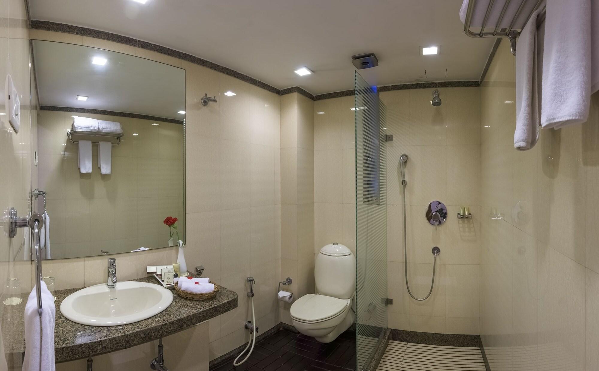 Hotel Casa Fortuna Колката Екстериор снимка
