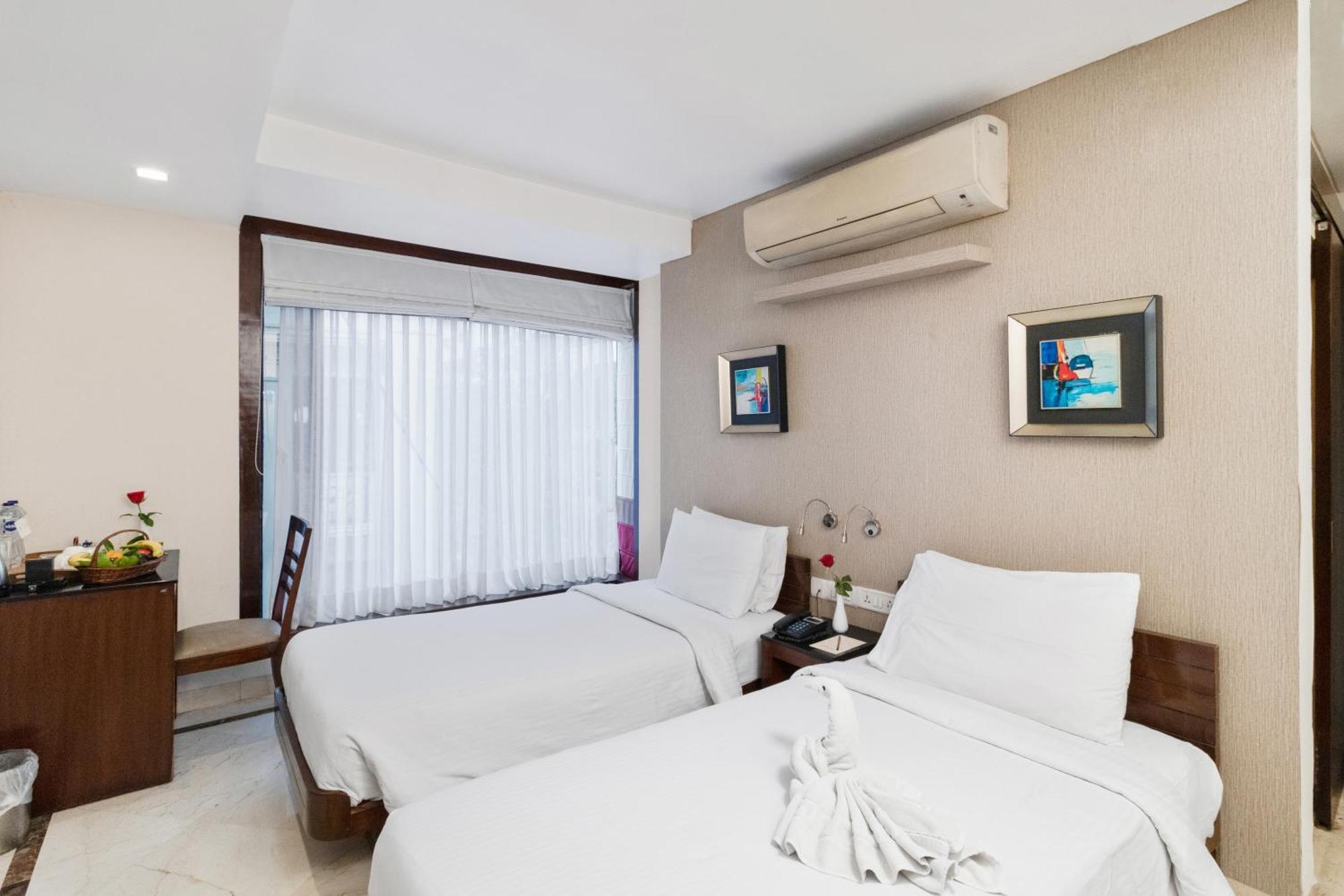 Hotel Casa Fortuna Колката Екстериор снимка