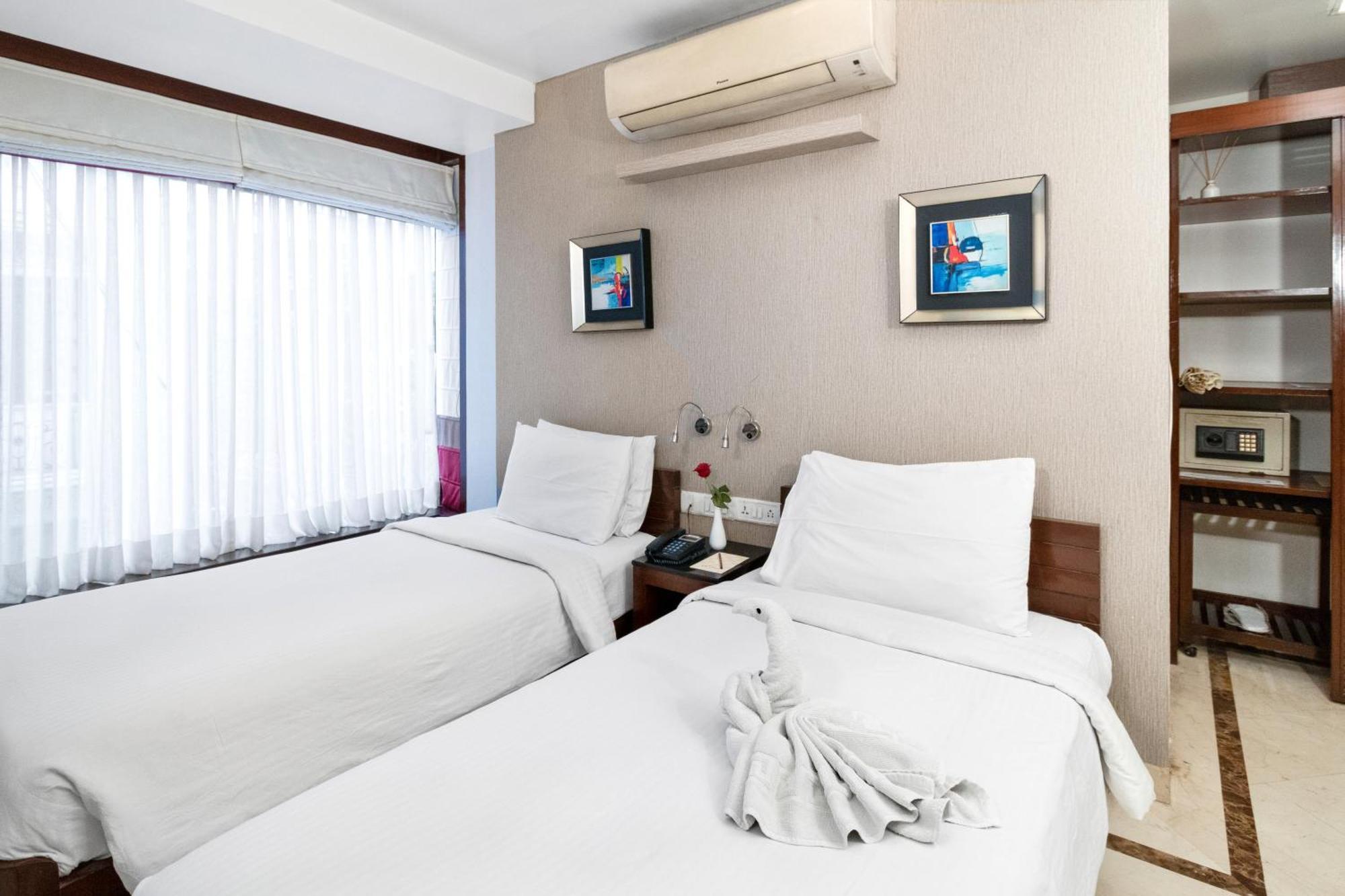 Hotel Casa Fortuna Колката Екстериор снимка
