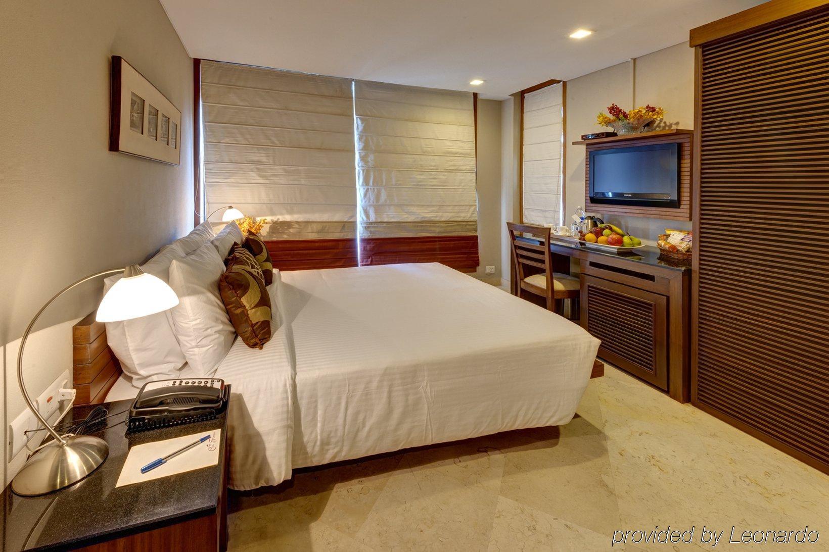Hotel Casa Fortuna Колката Екстериор снимка