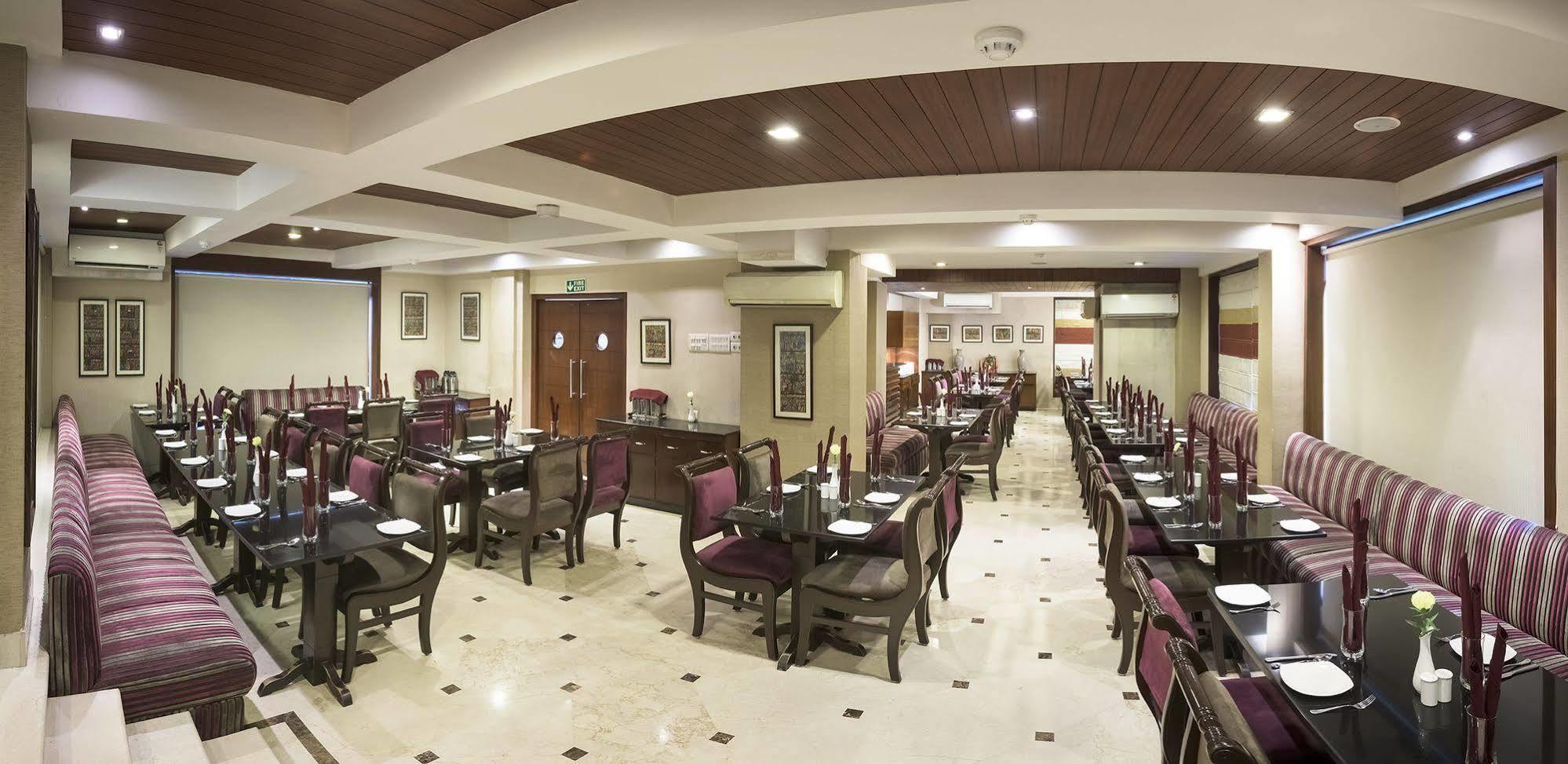 Hotel Casa Fortuna Колката Екстериор снимка